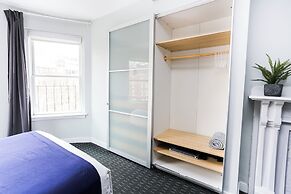 Maverick Suites at 245 Newbury St