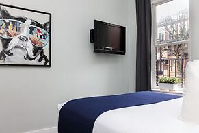Maverick Suites at 245 Newbury St