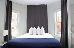 Maverick Suites at 245 Newbury St