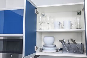 Maverick Suites at 245 Newbury St