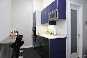 Maverick Suites at 245 Newbury St