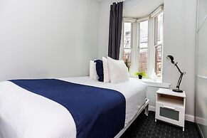 Maverick Suites at 245 Newbury St