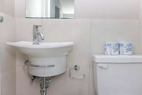 Maverick Suites at 245 Newbury St