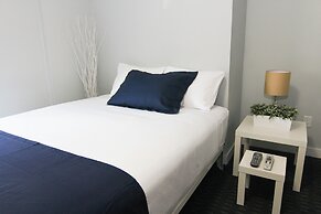 Maverick Suites at 245 Newbury St
