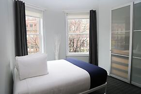 Maverick Suites at 245 Newbury St