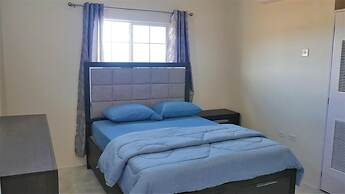 Lux Sea View Camelot Village Discovery Bay