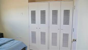 Lux Sea View Camelot Village Discovery Bay