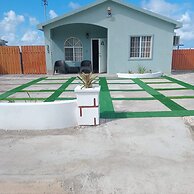 Lux Sea View Camelot Village Discovery Bay