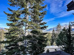 Mammoth Point #106 2 Bedroom Condo by RedAwning