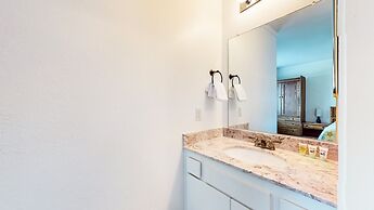 Mammoth Point #106 2 Bedroom Condo by RedAwning