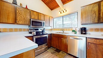 Mammoth Point #106 2 Bedroom Condo by RedAwning