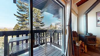 Mammoth Point #106 2 Bedroom Condo by RedAwning