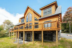 Sunshine Chalet by Taylor Made Deep Creek