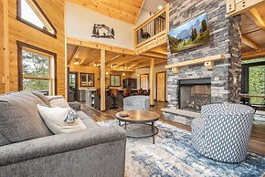 Sunshine Chalet by Taylor Made Deep Creek