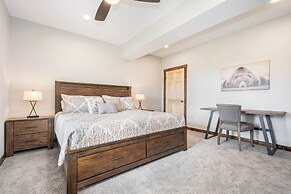 Sunshine Chalet by Taylor Made Deep Creek