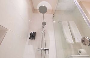 Super 8 By Wyndham Manzanillo