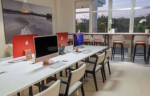 Super 8 By Wyndham Manzanillo