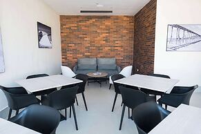 Super 8 By Wyndham Manzanillo