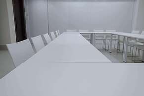 Super 8 By Wyndham Manzanillo