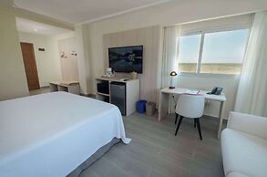 Super 8 By Wyndham Manzanillo