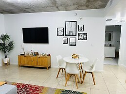 Midblock Miami