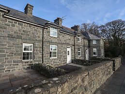 Gwynle - Llanystumdwy