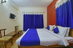 Goroomgo Chinar Lake View Nainital