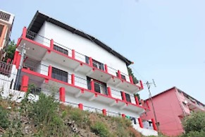 Goroomgo Chinar Lake View Nainital