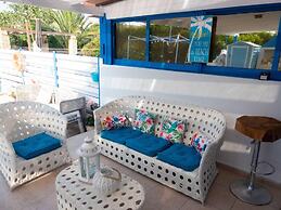 2bed Villa - Private Pool - Steps From the Beach!