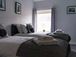 Chestnut House - Cosy 2 Bedroom - Ashington