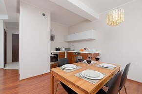 Zakopane Ski Apartment near Polana Szymoszkowa by Renters