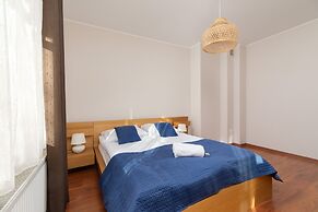 Zakopane Ski Apartment near Polana Szymoszkowa by Renters