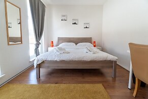 Los Lorentes Residences - Bulle