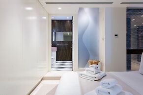 Designer Apartment in Mayfair