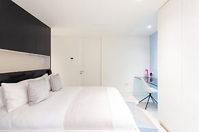 Designer Apartment in Mayfair