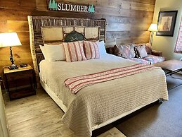 The Common Man Inn & Spa