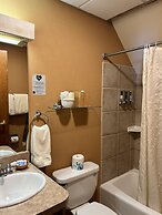 The Common Man Inn & Spa