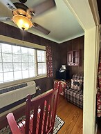 The Common Man Inn & Spa