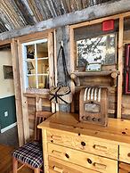 The Common Man Inn & Spa