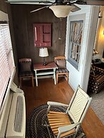 The Common Man Inn & Spa