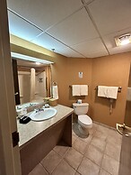 The Common Man Inn & Spa