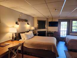 The Common Man Inn & Spa