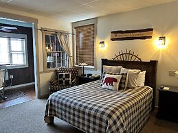 The Common Man Inn & Spa