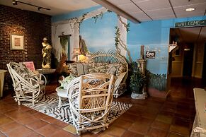 The Common Man Inn & Spa