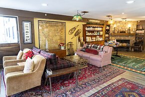 The Common Man Inn & Spa