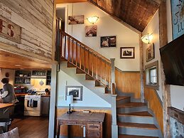 The Common Man Inn & Spa