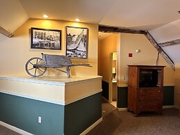 The Common Man Inn & Spa