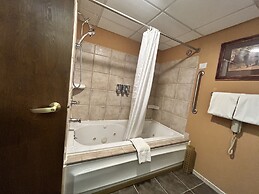 The Common Man Inn & Spa