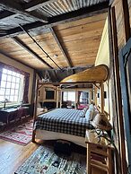 The Common Man Inn & Spa