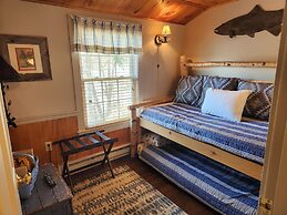 The Common Man Inn & Spa